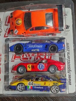 Autíčka na autodráhu