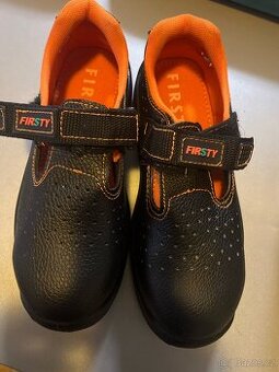 Fisty - vel 38 nove pracovni obuv s o elovou spicou