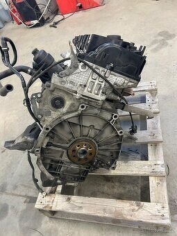 BMW 2.0d MOTOR 135kW – E90 E91 F30 F10 F20