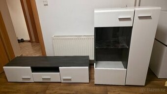 Set TV stolek / komoda-vitrína - lesklá bílá