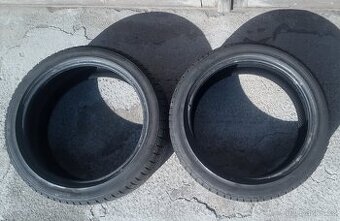 2×Gumy 205/45 r17 M+S Apollo.