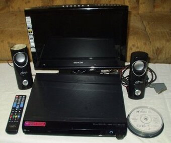 CD přehrávač se vším všudy