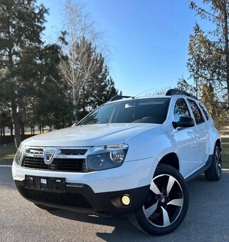 Dacia Duster 1.6i bifuel LPG • 105ps • Laureate • alu R18 •