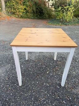 Jídelní stůl IKEA Lerhamn 74x74 cm