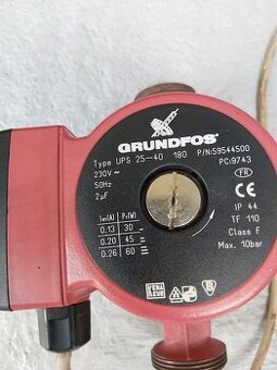 GRUNDFOS čerpadlo UPS 25-40 180