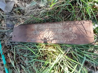 Prodám litinové desky na kamna.