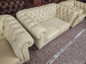 CHESTERFIELD ŠTÝL,MÁSLOVEJ FARBY,KOŽENÁ 3+2+1