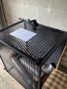 Klec Rám mříž kryt ochranný k kamnům