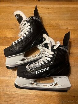 Dětské hokejové brusle CCM AS 550 - velikost 40,5