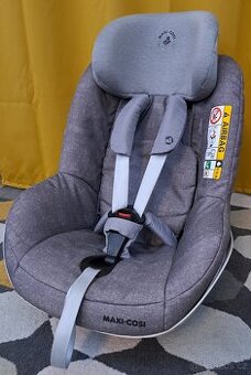 Maxi-Cosi Pearl Pro i-Size + ISOFIX základna 2wayFix