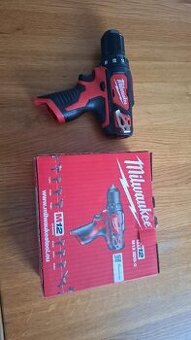 Aku šroubovák Milwauke M12