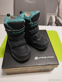 Prodam teple zimni boty / snehule znacky Alpine Pro vel. 23