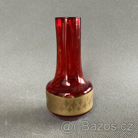Autorská váza z červeného skla, Jan Gabrhel