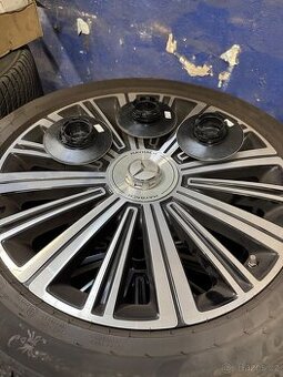 Alu kola MERCEDES MAYBACH 9,5x22 ET47 GLS W167 - 1