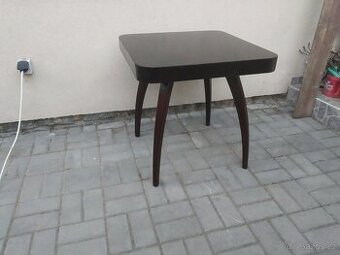Stolek-Pavouk,J.Halabala