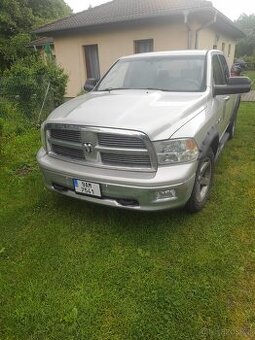 Dodge RAM 1500,LPG.