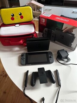 Nintendo switch TOP STAV + POKEMON příslušenství