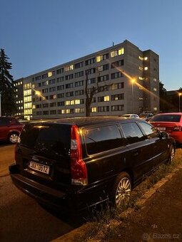 volvo v70 2.4 d5 - 1