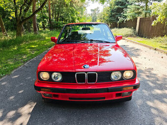 BMW E30 Coupe,1.8IS 100KW,manual,plasťák,Brillantrot,nádhern
