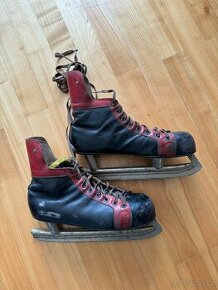Retro zimní brusle Botas tornado vel. 45