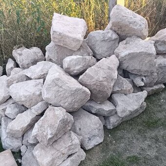 Pískovec suť cihly
