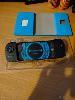 Logitech Powershell – herní ovladač pro iPhone 5 / 5s / 5c /