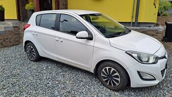 Hyundai i20 AUTOMAT (RV - 2013)