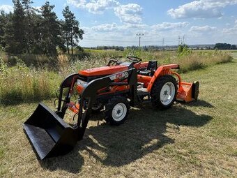 Malotraktor kubota GL23 Grandel s celním nakladačem 450kg