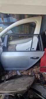 Leve zadni dvere skoda octavia 3 combi stribrne