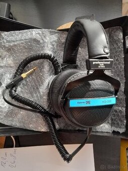 Sluchátka Superlux HD330