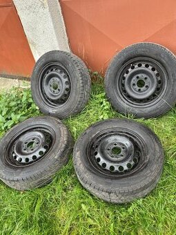 Prodám pneu 195/70/15c