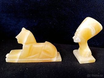 Egyptské sošky - sfinga a Nefertiti z egyptského aragonitu