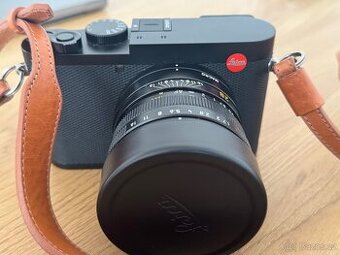 Leica Q2