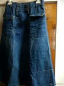 Modrá riflová sukně