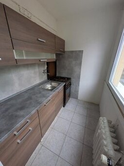 Pronájem bytu 1+1, Jana Kubelíka 1309, Most - 1