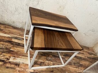 Ořechové konferenční stolky