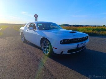 Dodge Challenger 5.7 HEMI R/T