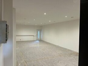 Skladovací prostory v centru Pohořelic