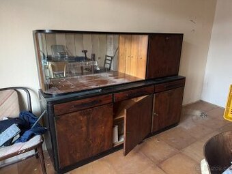 Starožitný nábytek