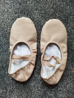 gymnasticke/tanecni boty vel.38