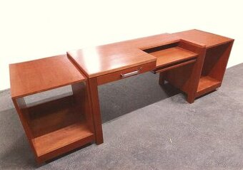 Stolek a dvě skříňky