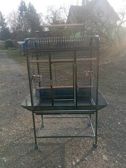 Voliéra na papoušky