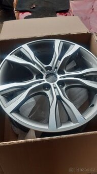 Bmw 2 nové originální Alu kola 18