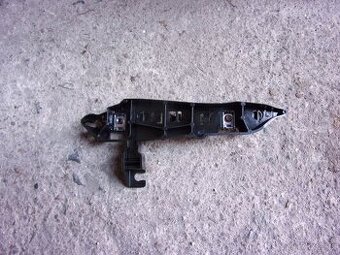 pravý držák předního nárazníku Peugeot 3008 od roku 2017