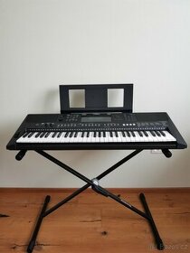 Elektrické klávesy Yamaha PSR-E463