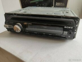 SONY - CDX-GT230 - Prodáno