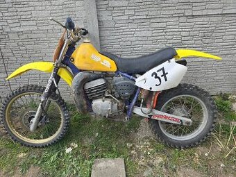 ČZ 380