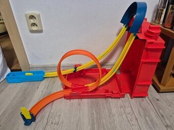 Autodráha Hotwheels