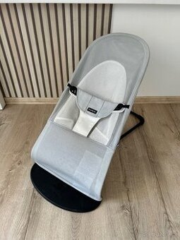 Babybjorn lehátko- houpátko Balance Soft Mesh - Silver/White