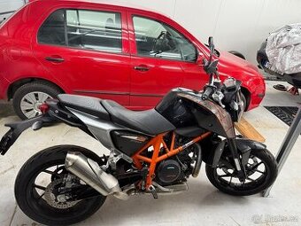 KTM Duke 690 32kW 2013 - otevřená